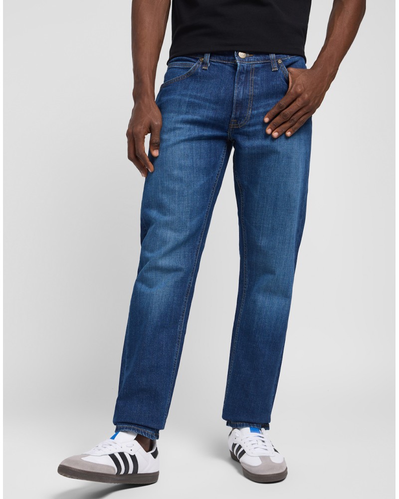 LEE JEAN  DAREN ZIP FLY  ON THE ROAD